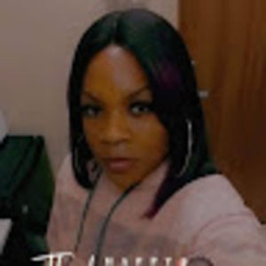 Meet your Posher, Latisha